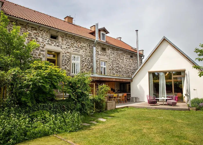 Chaloupka Сasa de vacaciones Křivoklát